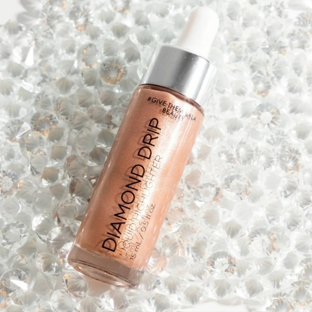 🆕GIVE THEM LALA Diamond Drip Liquid Highlighter- 24k